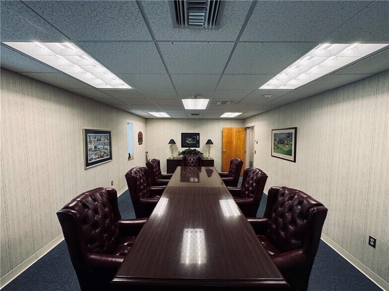 More Photos Of 292 Waterman Ave, Smithfield Office For Sale