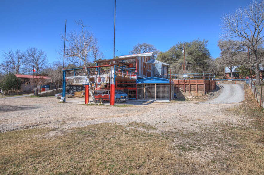 More Photos Of 7367 River Rd, New Braunfels Lodge Meeting Hall For Sale