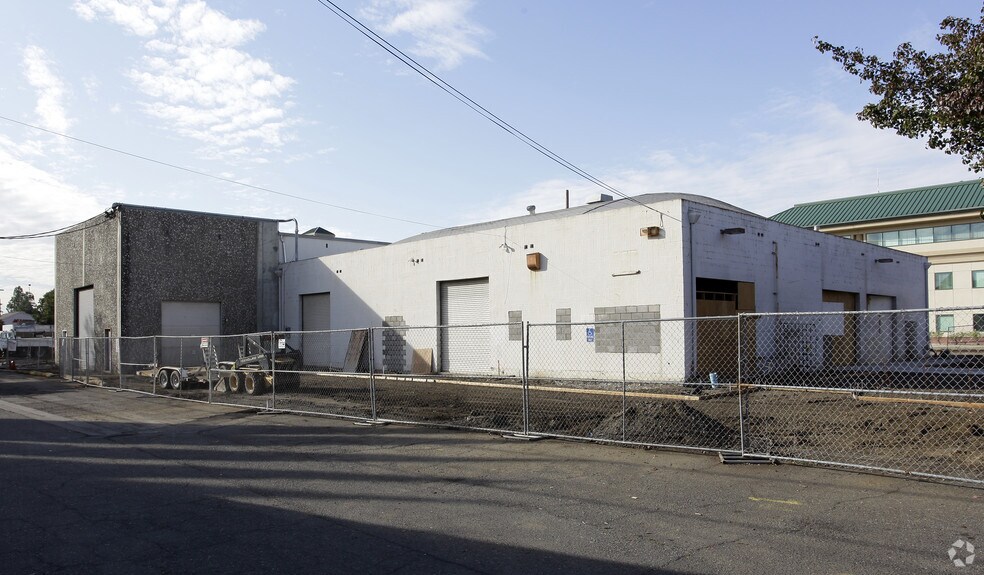 More Photos Of 912 5th St, Davis Coworking Space