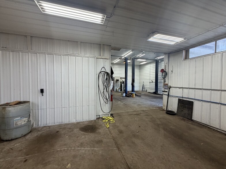 More Photos Of 1644 4 Mile Rd NE, Grand Rapids Industrial For Sale