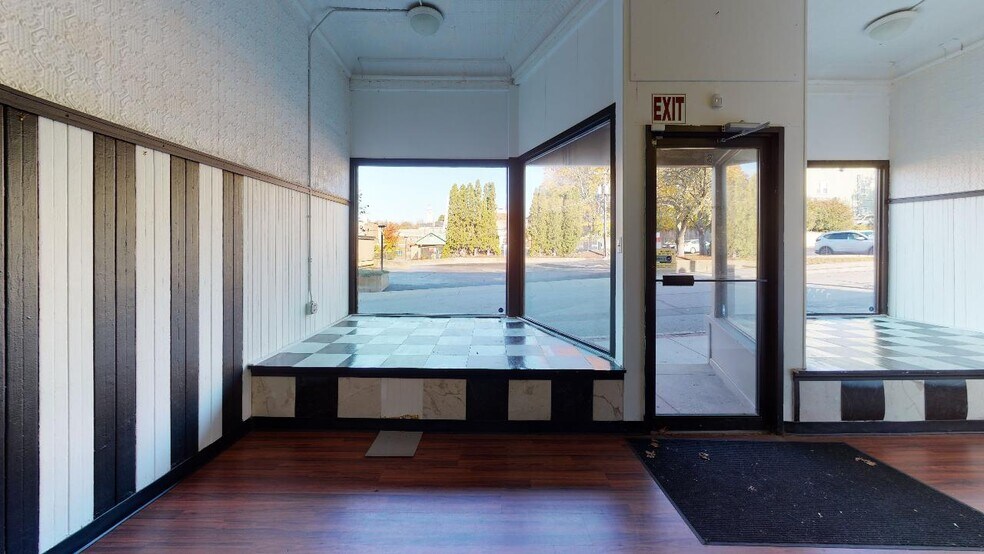 More Photos Of 168 Main St, Webster Apartments For Lease