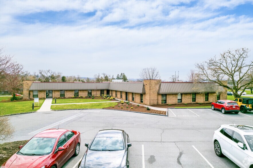 More Photos Of 2650 Westview Dr, Wyomissing Medical For Lease