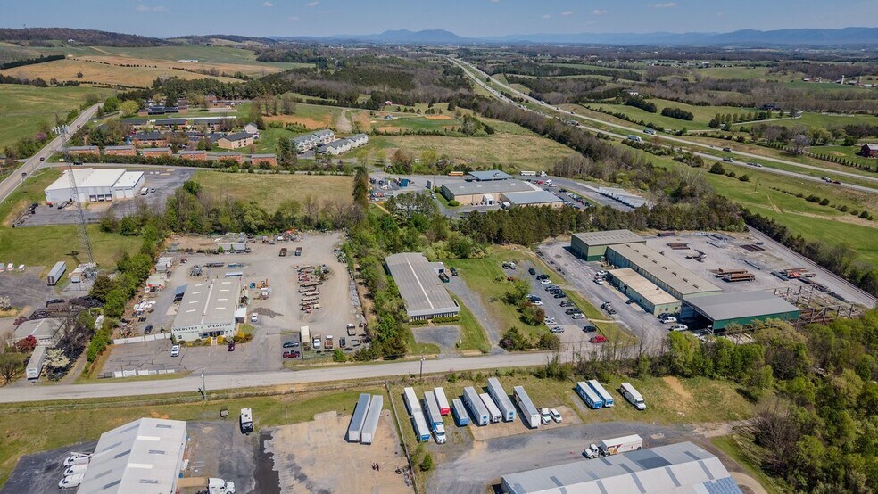 More Photos Of 52 Mid Valley Ln, Verona Warehouse For Sale