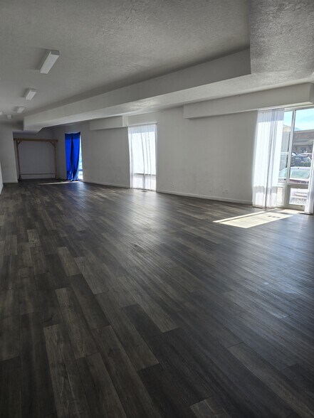 More Photos Of 313-315 N State St, Orem Storefront Retail Office For Sale