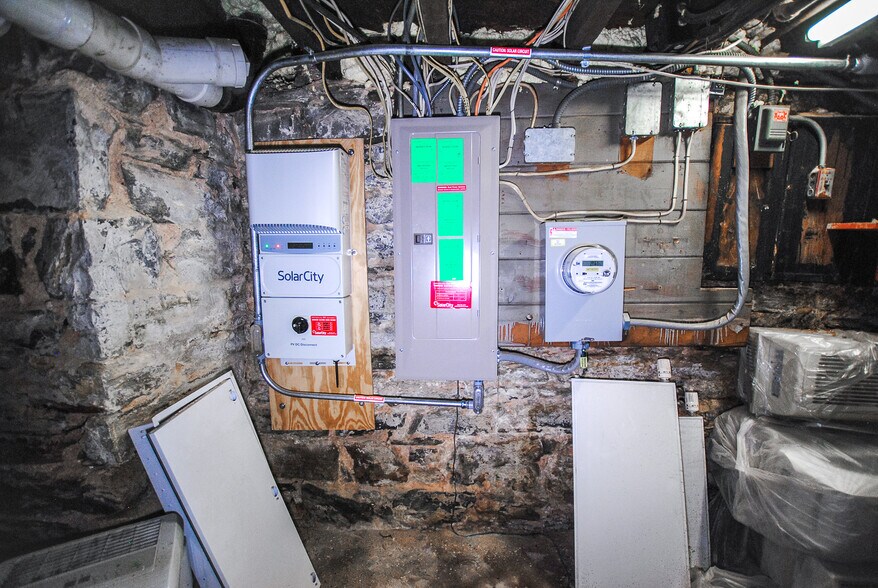 More Photos Of 34 E 25th St, Baltimore Office Residential For Sale