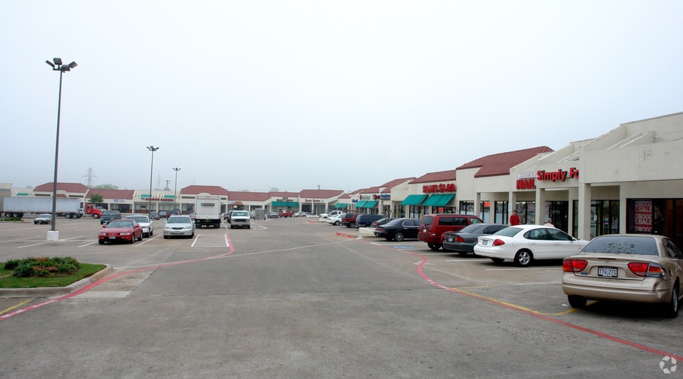 More Photos Of 3439 Altamesa Blvd, Fort Worth Unknown For Lease