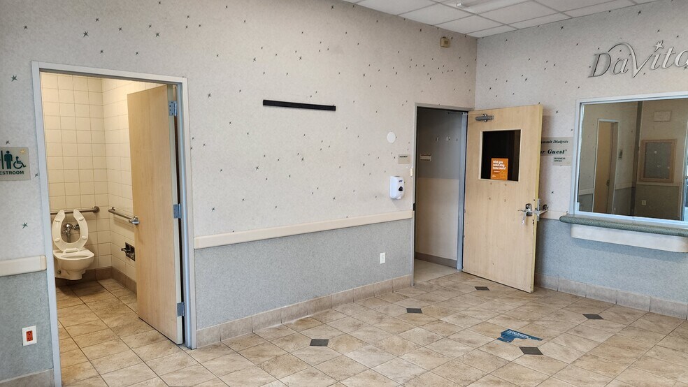 More Photos Of 3150 Polk St, Houston Medical For Sale