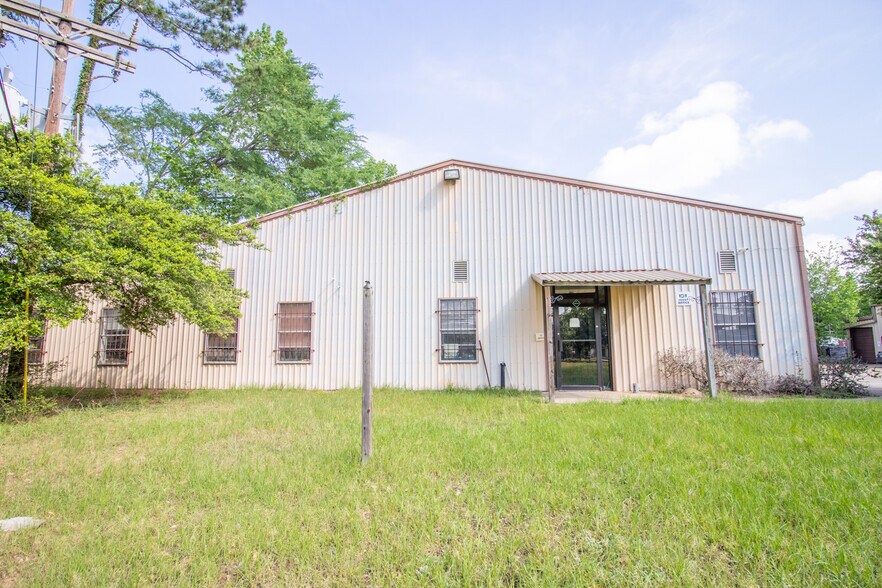 More Photos Of 805 Hilbig Rd, Conroe Industrial For Sale