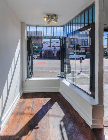 More Photos Of 2884-2898 Mission St, San Francisco Storefront Retail Office For Lease