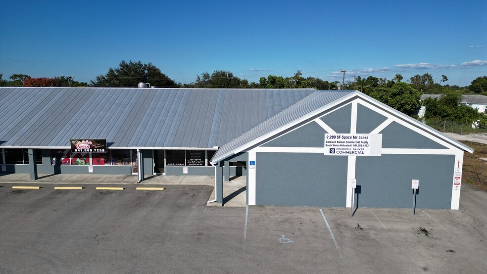 Primary Photo Of 3762 Tamiami Trl, Port Charlotte Freestanding For Sale