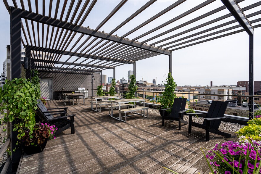 More Photos Of 161 S 1st St, Milwaukee Loft Creative Space For Lease