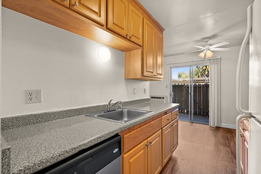 More Photos Of 3515 Chestnut Ave, Concord Apartments For Sale