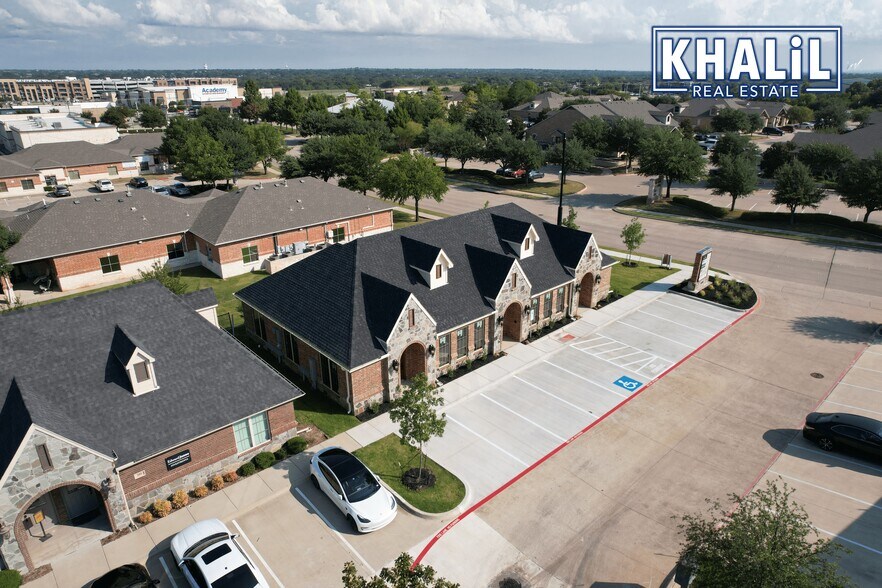 More Photos Of 305 Regency Pky, Mansfield Medical For Lease