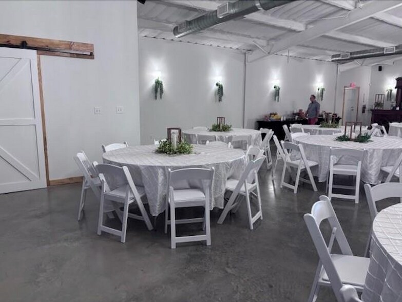 More Photos Of 1212 Packing House rd, Graham Flex For Sale