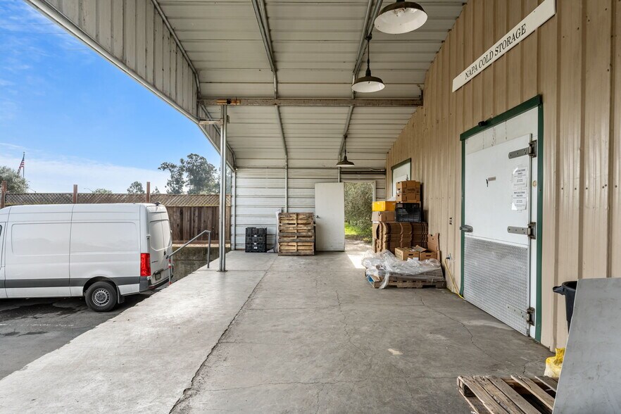 More Photos Of 3106 Golden Gate Dr, Napa Flex For Sale