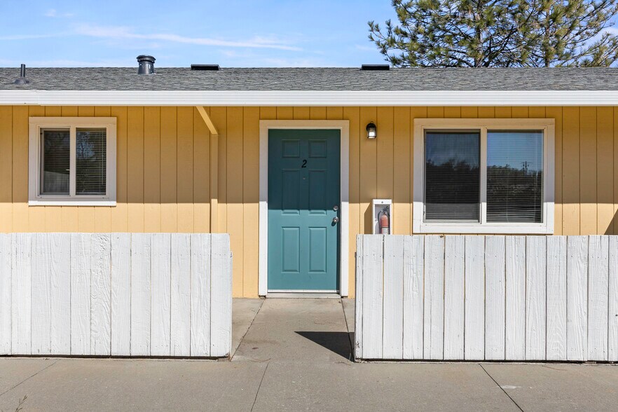 More Photos Of 9747 Winchester St, Lower Lake Apartments For Sale
