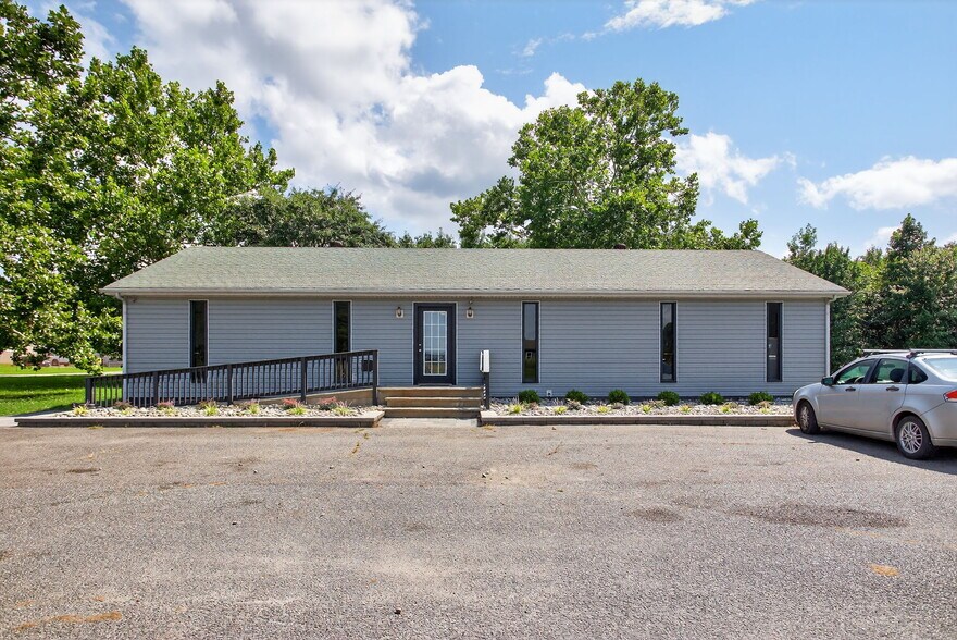 Primary Photo Of 102 Industrial Blvd, Toano Office For Sale