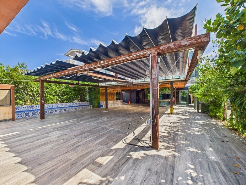 More Photos Of 2509 N Miami Ave, Miami Loft Creative Space For Lease