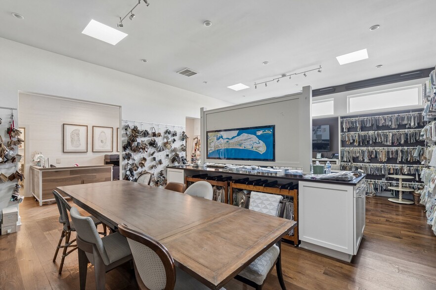 More Photos Of 1557 Meeting Street Rd, North Charleston Freestanding For Sale