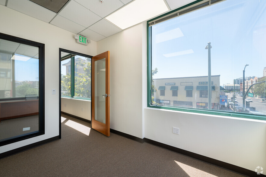 More Photos Of 388 9th St, Oakland Apartments For Sale