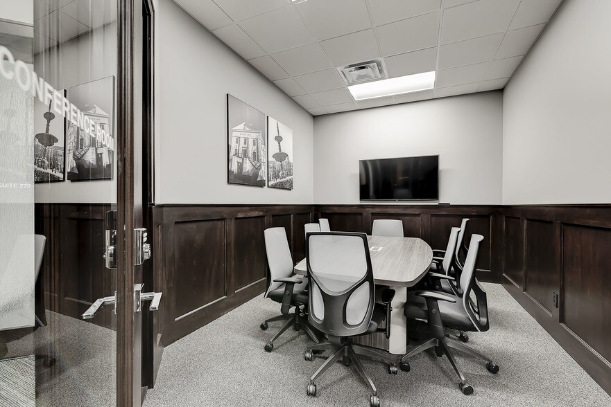 More Photos Of 1905 S New Market St, Carmel Coworking Space
