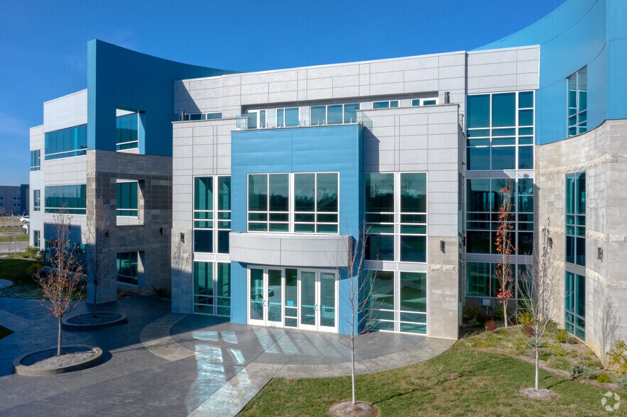 More Photos Of 13906 Promenade Green Way, Louisville Office For Lease