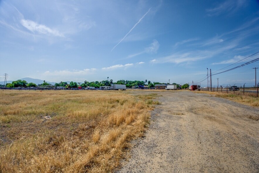 More Photos Of 5915 Weepatch Hwy, Bakersfield Land For Sale
