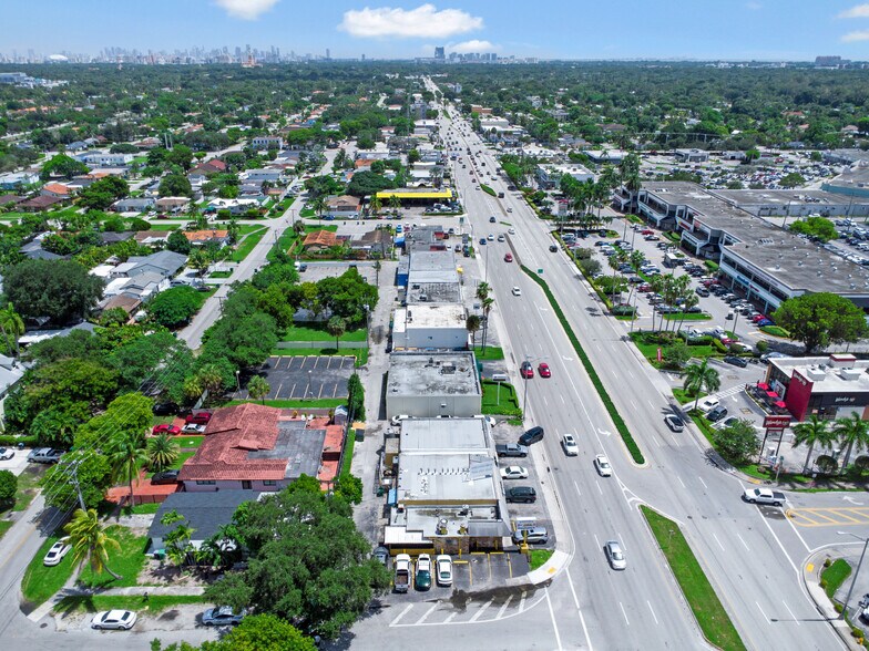 More Photos Of 6891 SW 40th St, Miami Storefront Retail Office For Sale
