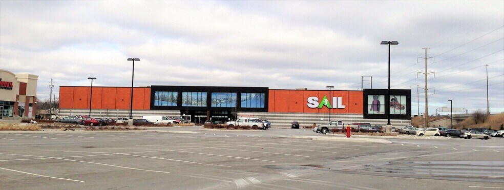More Photos Of 2208 Industrial St, Burlington Unknown For Lease