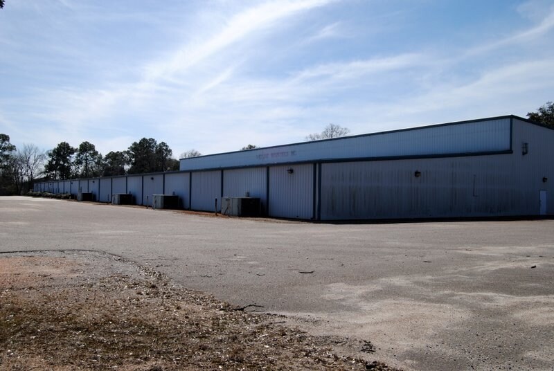 More Photos Of 115 Medline Dr, Frisco City Manufacturing For Sale