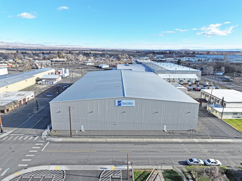 More Photos Of 45 E 3rd Ave, Toppenish Manufacturing For Sale
