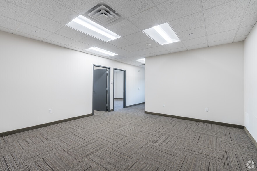 More Photos Of 65 E Elizabeth Ave, Bethlehem Medical For Lease