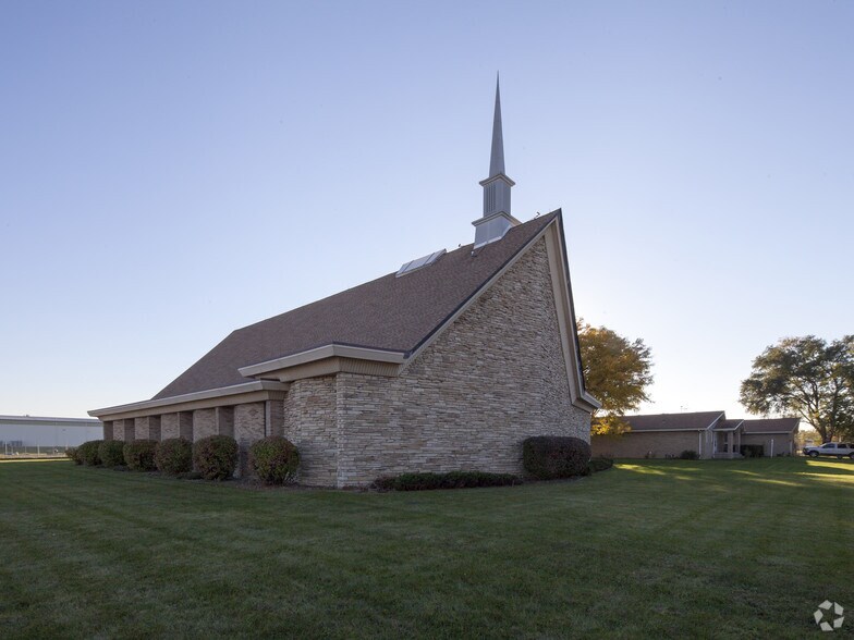 More Photos Of 3004 175th St, Hammond Religious Facility For Sale