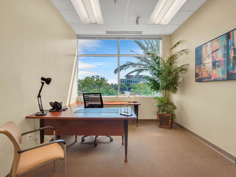 More Photos Of 1540 International Pky, Lake Mary Office For Lease