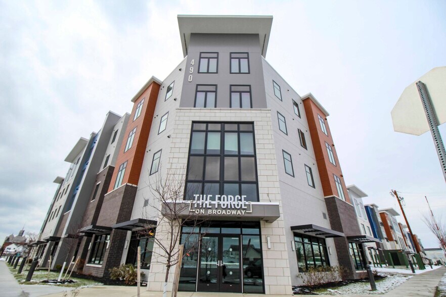 More Photos Of 490 Broadway St, Buffalo Apartments For Lease