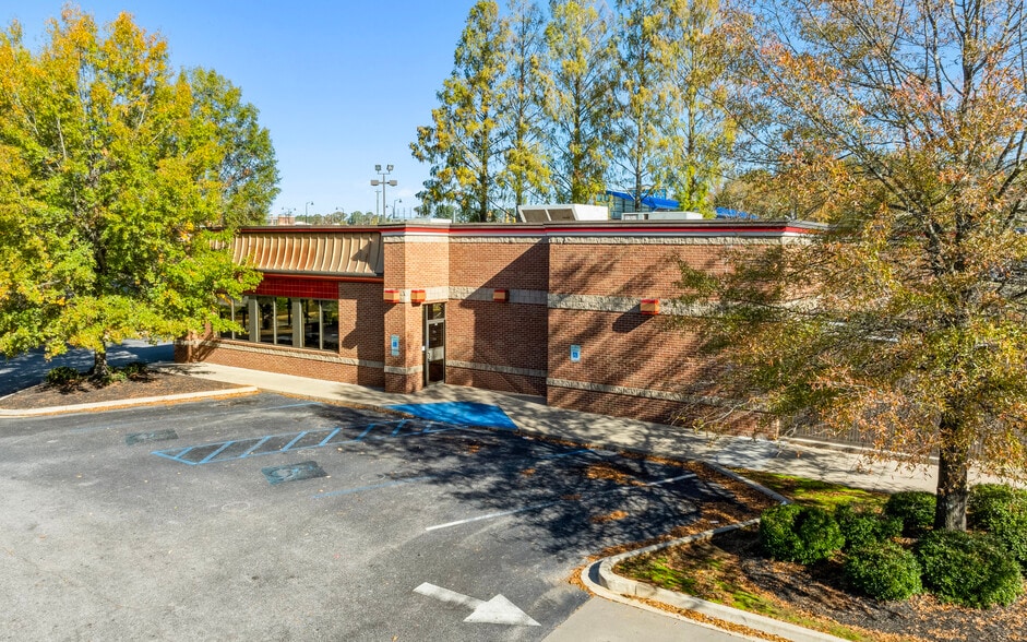 More Photos Of 2161 E Main St, Spartanburg Fast Food For Lease