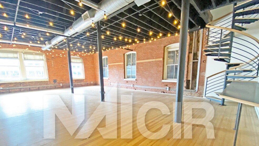 More Photos Of 201 N 2nd St, Harrisburg Office For Lease