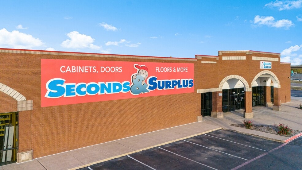 More Photos Of 7520-7640 NE Loop 820, North Richland Hills Unknown For Lease