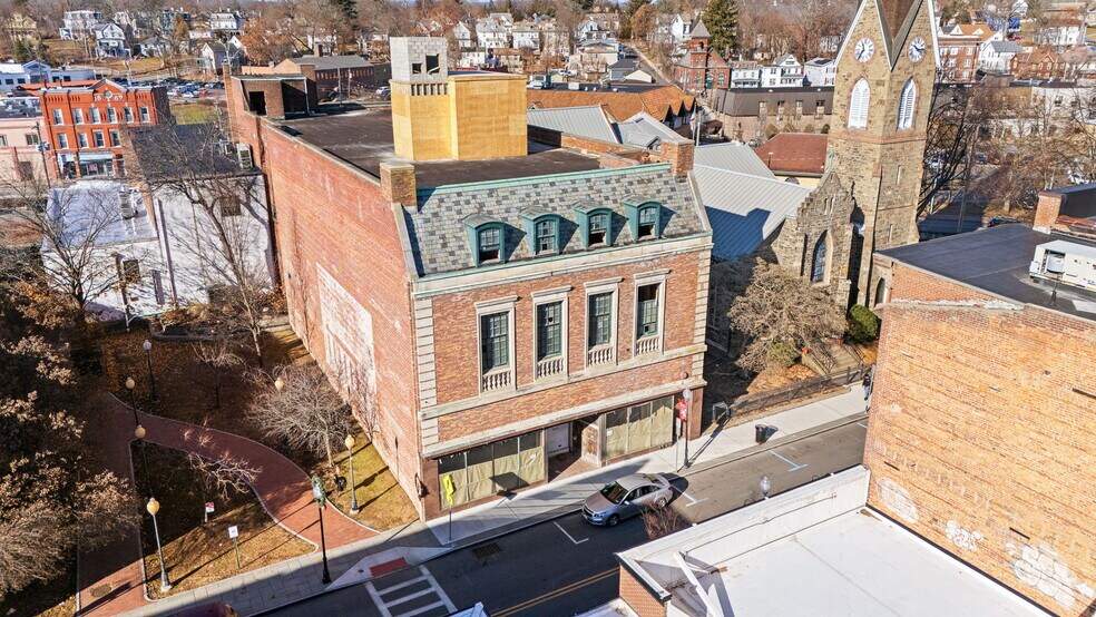 More Photos Of 48-54 North St, Middletown Apartments For Lease