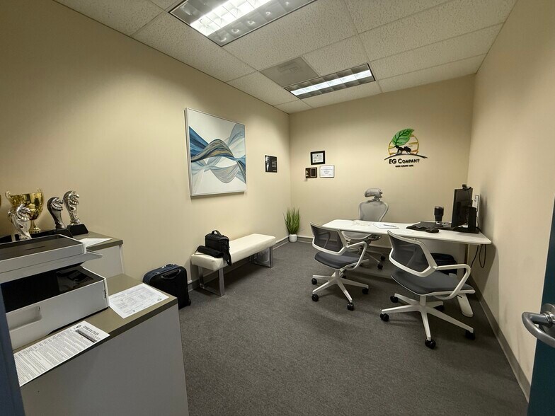 More Photos Of 2285-2291 S El Camino Real, San Mateo Office Residential For Lease