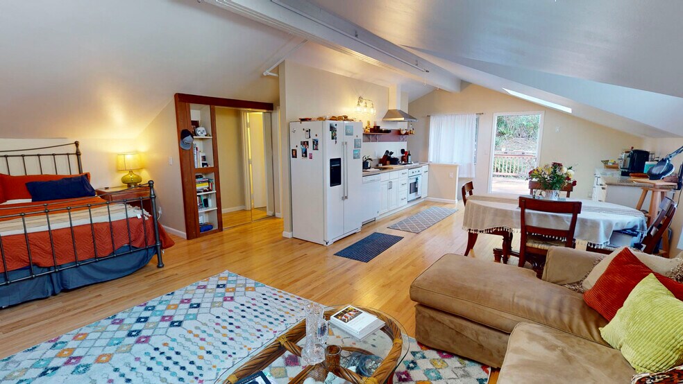 More Photos Of 380 Bohemian Hwy, Sebastopol Storefront Retail Residential For Sale