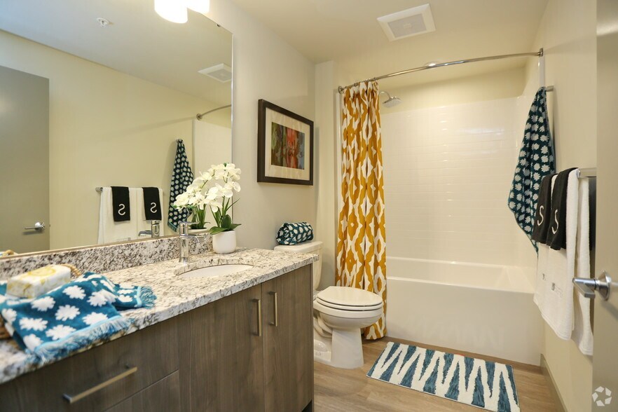 More Photos Of 520 Terry Ave, Seattle Apartments For Lease