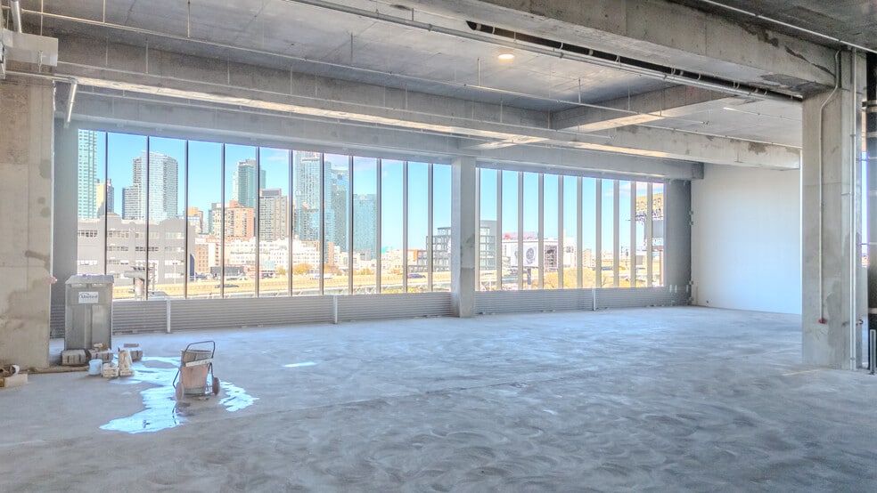 More Photos Of 2330 Borden Ave, Long Island City Warehouse For Lease