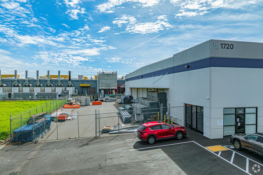 More Photos Of 1720 N Market Blvd, Sacramento Warehouse For Lease