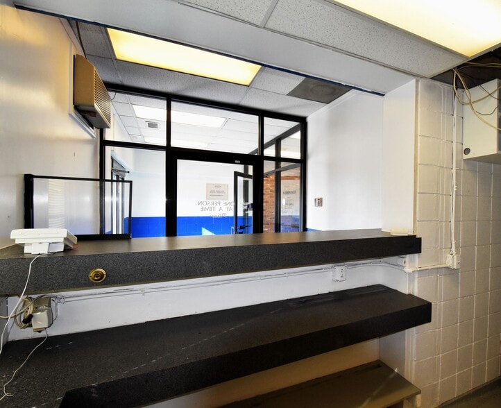 More Photos Of 130 W Boylston St, Worcester Storefront Retail Office For Sale