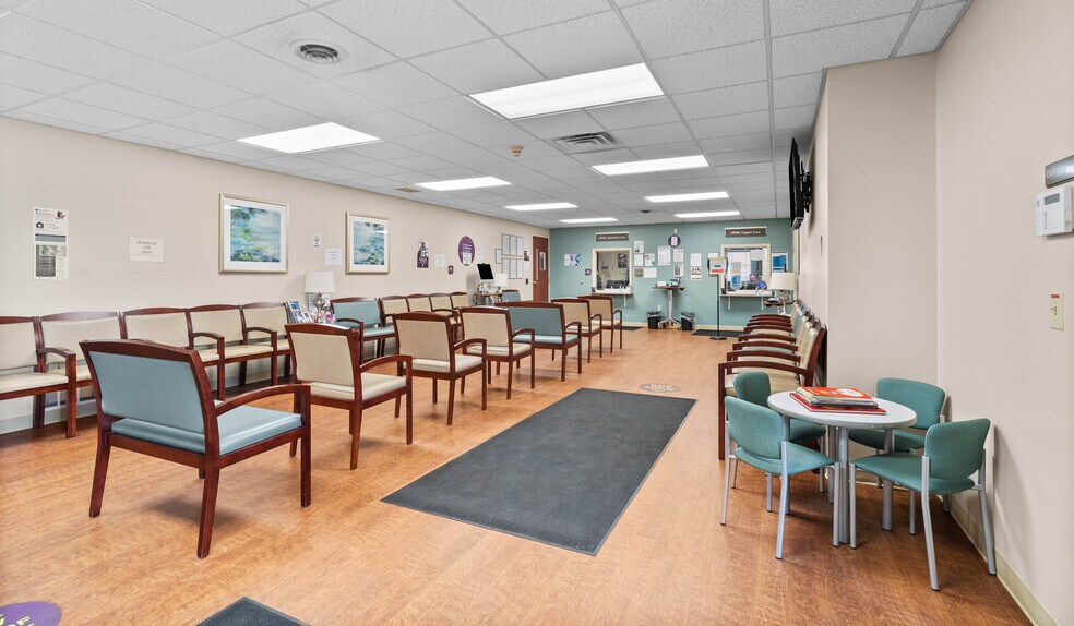 More Photos Of 18 Sportsman Dr, Clarion Medical For Sale