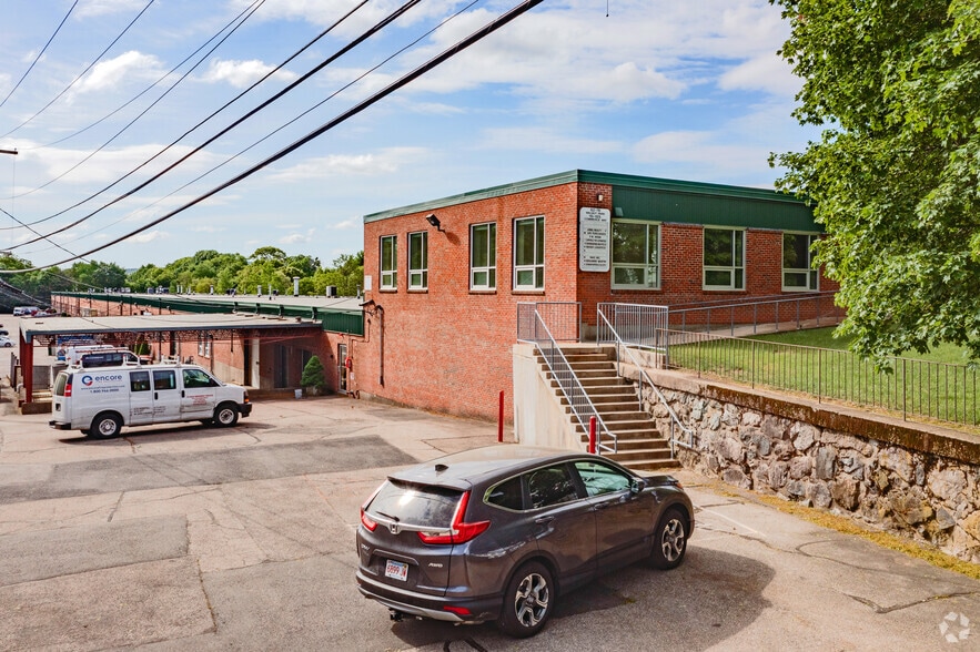 Primary Photo Of 105 Commerce Way, Dedham Warehouse For Lease