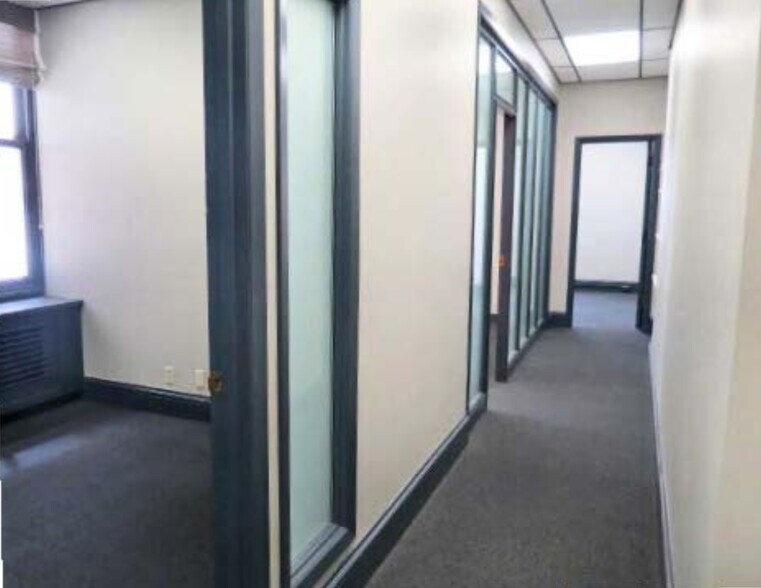 More Photos Of 18-22 Battery St, San Francisco Office For Lease
