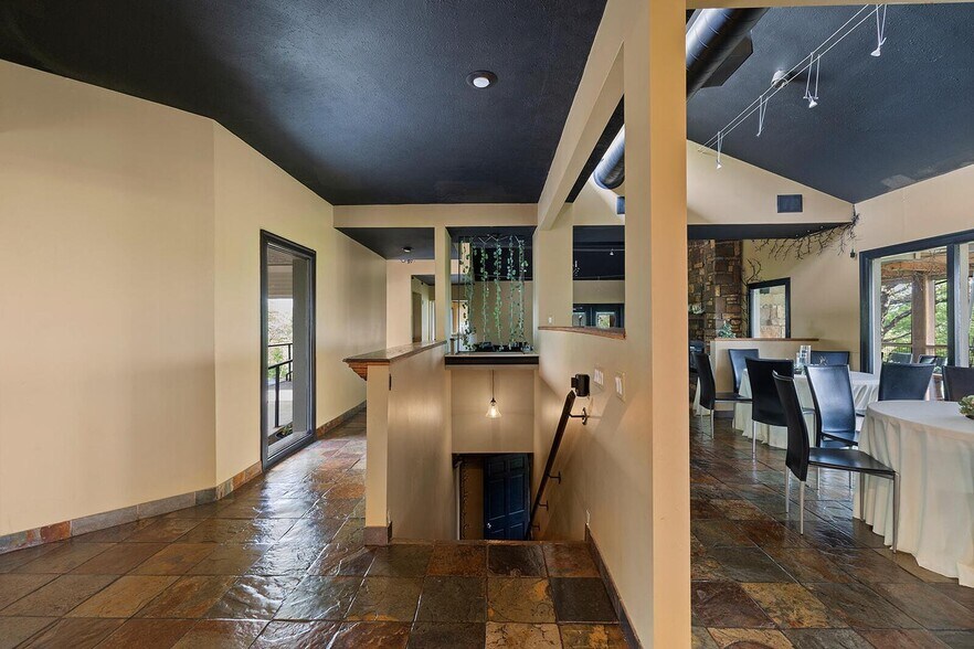 More Photos Of 381 W Guin Rd, Nixa Lodge Meeting Hall For Sale