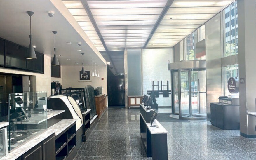 More Photos Of 30 W Monroe St, Chicago Office For Lease